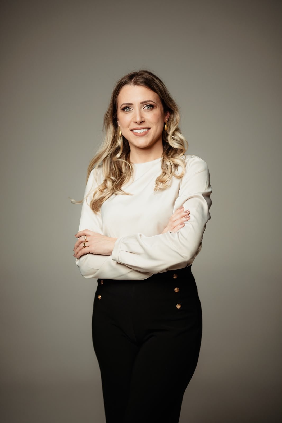 Dra. Camila Macagnan - Advogada e Mediadora
